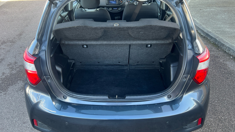 Toyota Yaris 1.5 Hybrid Icon 5dr CVT Hybrid Hatchback